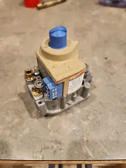 GAS VALVE, HONEYWELL VR8304K 4822