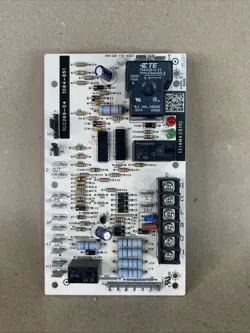 LENNOX HONEYWELL FURNACE CONTROL BOARD 100269-04 1084-851  / 1084-83-8514A (A2)