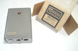 HONEYWELL R8182A, D COMBINATION CONTROL R80-30R VERTICAL MOUNT REFURBISHED