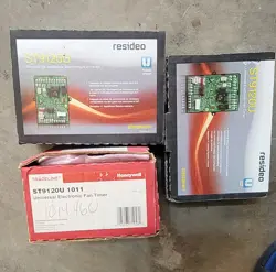 LOT OF  3 HONEYWELL ST9120U UNIVERSAL ELECTRONIC FAN TIMER CONTROL BOARD 784497944442