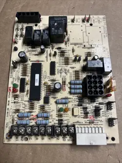 FURNACE CONTROL CIRCUIT BOARD 1170-83-2A  1170-20  HONEYWELL LENNOX