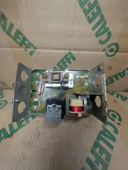 L8184A HONEYWELL AQUASTAT RELAY