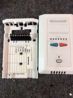 TEMPERATURE CONTROL WALL