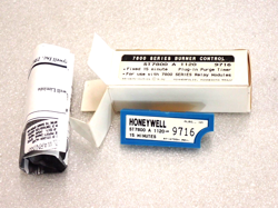 ST7800 A 1104 HONEYWELL 7800 BURNER PURGE TIMER NEW