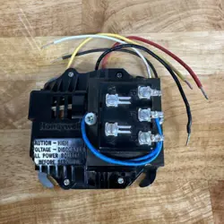 CENTER SWITCHING RELAY