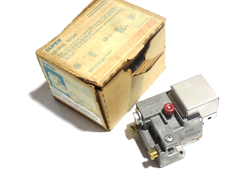 SUPER TRADELINE HONEYWELL C591A 1036 WALL MOUNTED PILOTSTAT NEW