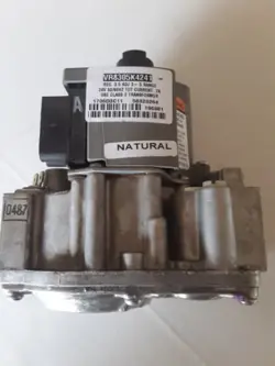 HONEYWELL VR8305K4241 GAS VALVE