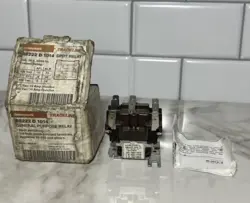 NEW HONEYWELL TRADELINE R8222 D 1014 GENERAL PURPOSE SWITCHING RELAY