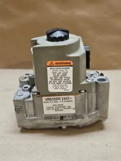 HONEYWELL VR8205M2443 HVAC FURNACE GAS VALVE 624586