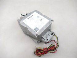MS8104F1210 HONEYWELL TWO POSITION DIRECT COUPLED ACTUATOR  MS8104F1210