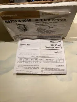 1048 CONTROL CENTER