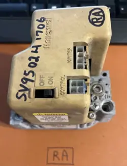SV9502H1706  FURNACE GAS VALVE  (RA)
