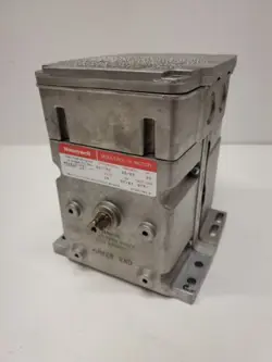 HONEYWELL M9484F 1031 MODUTROL IV MOTOR 24V 50/60HZ 20VA 150LB-IN ADJ STROKE