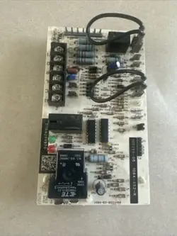 HONEYWELL LENNOX 1084-852-R DEFROST CONTROL CIRCUIT BOARD 100269-05