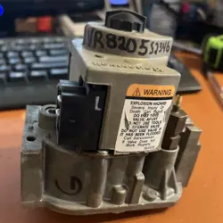 HONEYWELL VR8205S2346 HVAC FURNACE GAS VALVE