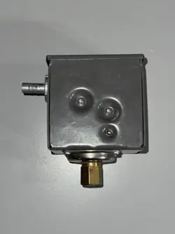 PRESSURETROL PRESSURE CONTROLLER