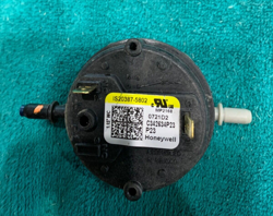 TRANE C342634P23 OEM FURNACE AIR PRESSURE SWITCH HONEYWELL IS20387-5802 1.15