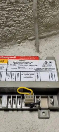 USED HONEYWELL S8610U 97-4787 REV.B FREE SHIPPING