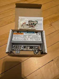 HONEYWELL S8910U1000 HOT SURFACE IGNITION MODULE S8910U