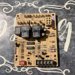HONEYWELL ST9120C4016  FURNACE CONTROL CIRCUIT BOARD #J15