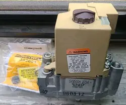 HONEYWELL FURNACE SMART GAS VALVE SV9500H 2724