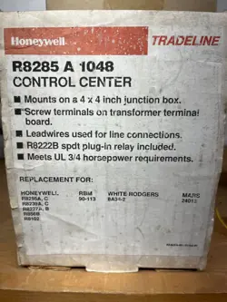 HONEYWELL CONTROL CENTER - R8285 A 1048, 24V 60HZ