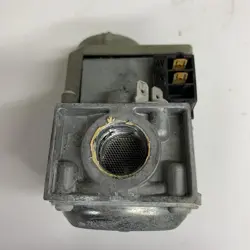 HONEYWELL VR8205S2296 FURNACE GAS VALVE 60-100394-01