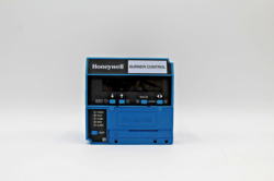 HONEYWELL RM7838B1013 INDUSTRIAL BURNER CONTROL SYSTEM