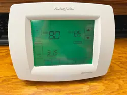 USED HONEYWELL TB8220U1003 COMMERCIAL VISIONPRO 8000 PROGRAMABLE THERMOSTAT #4