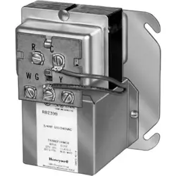 HONEYWELL R8239B1043 40 VA FAN CENTER ;