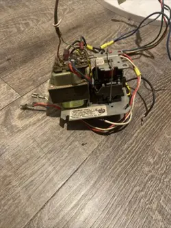 RELAY TRANSFORMER