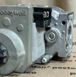 ARMSTRONG DUCANE 47484-002