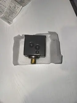 1033 PRESSURETROL