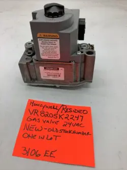 HONEYWELL/RESIDEO GAS VALVE,VR8205K2247,( ONE IN LOT) 3106-EE