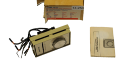 HONEYWELL T498B1512 LINE VOLT ELECTRIC HEAT THERMOSTAT