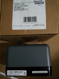 NEW HONEYWELL RA890G1245 RA890G 1245 PROTECTORELAY PRIMARY CONTROL