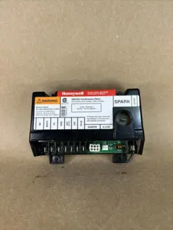HONEYWELL S8610U3009 IGNITION CONTROL MODULE S8610U (B1)