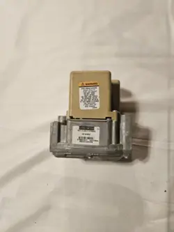 HONEYWELL GAS VALVE SV9501M2056