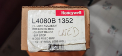 HONEYWELL L4080B1352 AQUASTAT