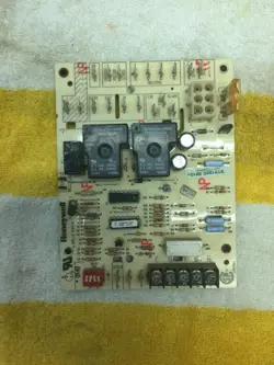 HONEYWELL ST9120C5013 FURNACE CONTROL CIRCUIT BOARD HQ1170063HW FREE SHIPPING