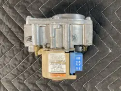 HONEYWELL #VR8204A2076, GAS VALVE
