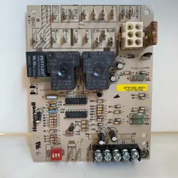 HONEYWELL ST9120C4057 FURNACE CONTROL BOARD (HQ1011927HW) - USED