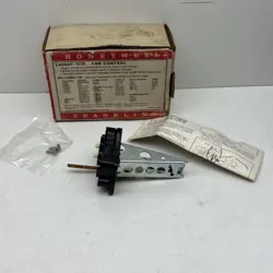 HONEYWELL L4068F1078 FAN CONTROL L4068F 1078