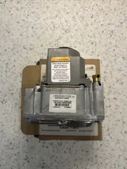 HONEYWELL VR8204H 1006 DUAL GAS VALVE CONTROL