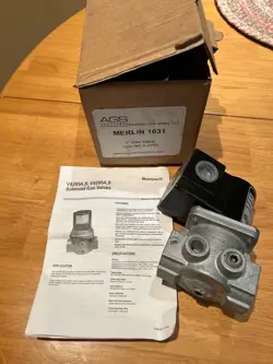 HONEYWELL V4295A1031 SOLENOID GAS VALVE