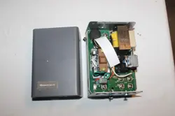 NOS HONEYWELL L8148E1265 AQUASTAT RELAY