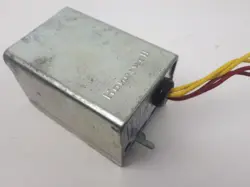HONEYWELL V8043G1018  ZONE VALVE 24V  WITH END SWITCH