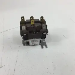 R8222N CONTACTOR