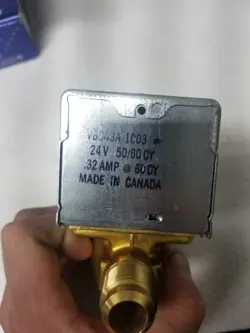 HONEYWELL V8043A1003 - 1/2