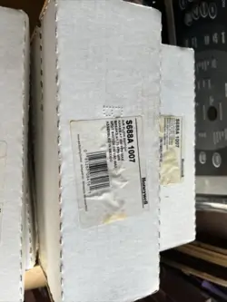 HONEYWELL S688A1007 240 V AIR FLOW SWITCH